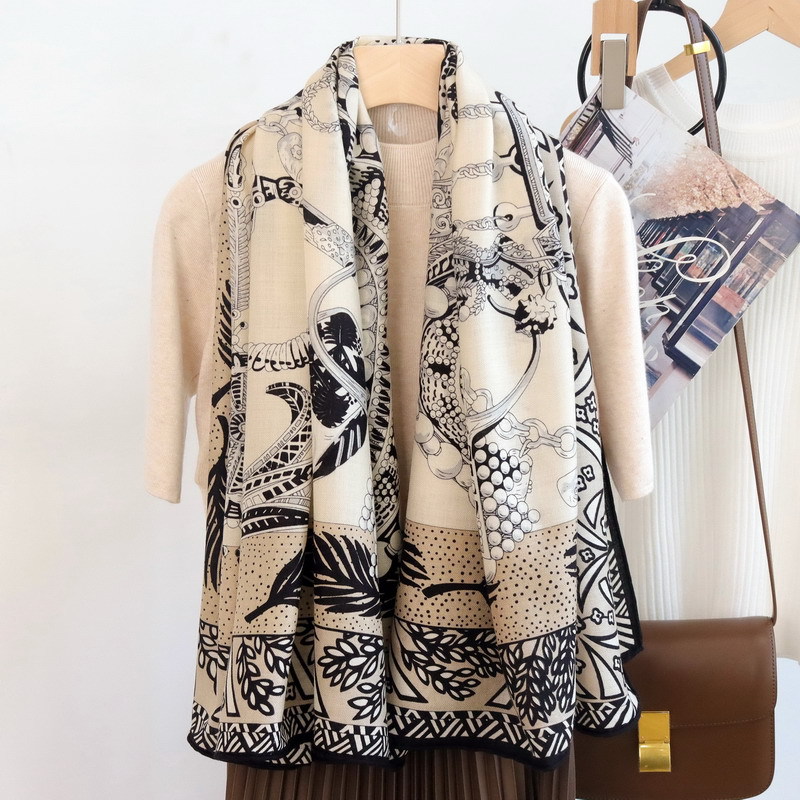 Winter Clothing Hong Kong - Syal Wol Sutra 135CM Desainer Mewah