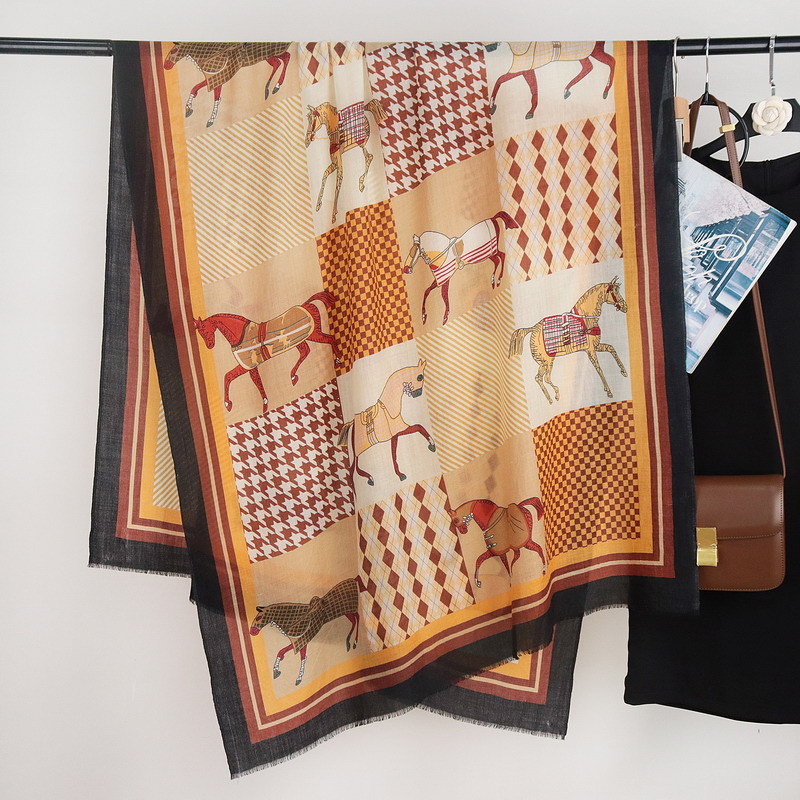Winter Clothing Hong Kong - Selendang Kasmir Motif Kuda dengan Rumbai,